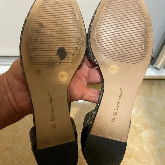 BCBGeneration Shoes Flats Toe Pointy Grey Size 6 - Picture 7 of 7